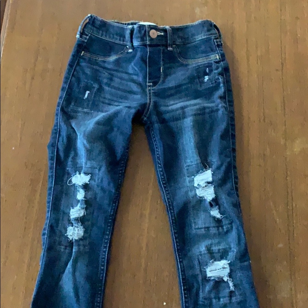 Girls Abercrombie pull on jeans